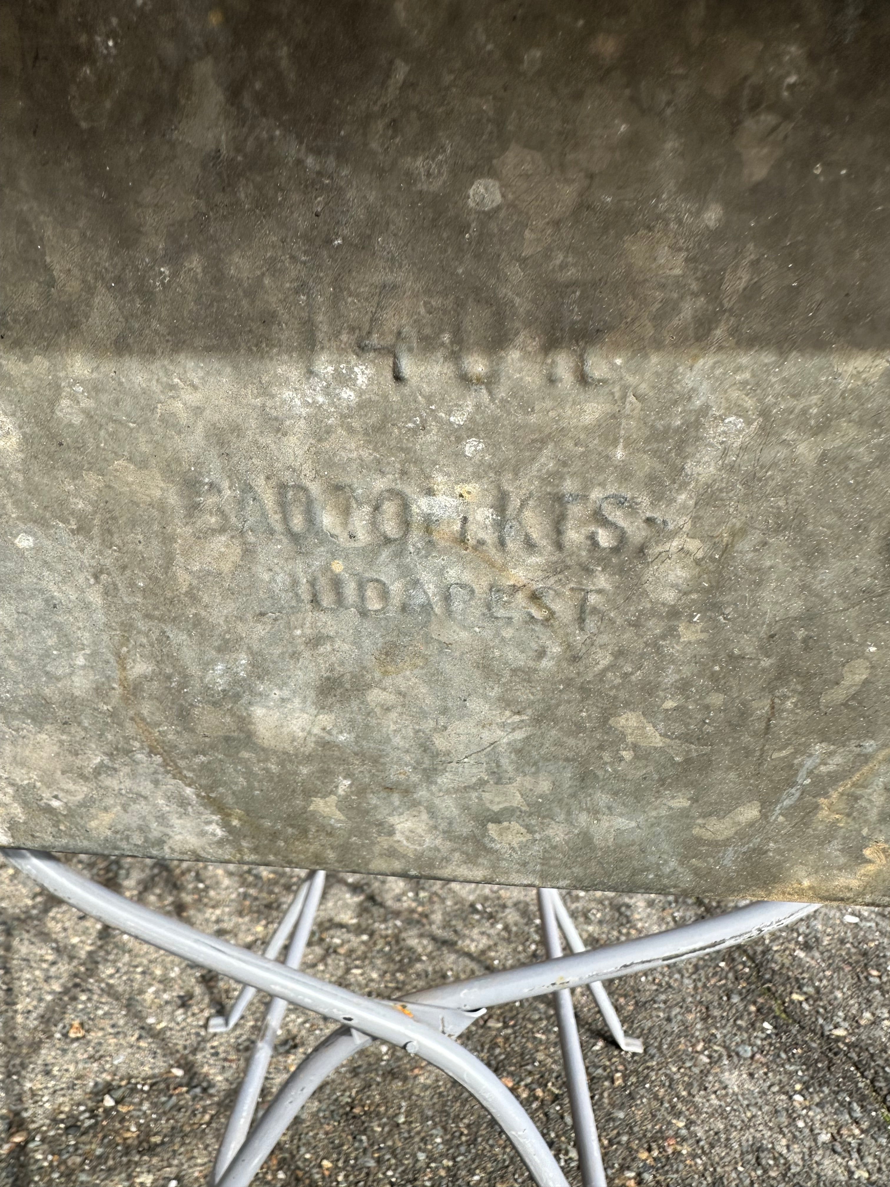 Hungarian Tub with Stand