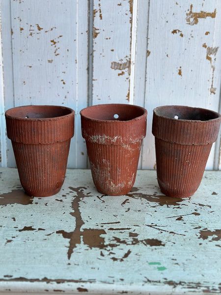 Turpentine Pots